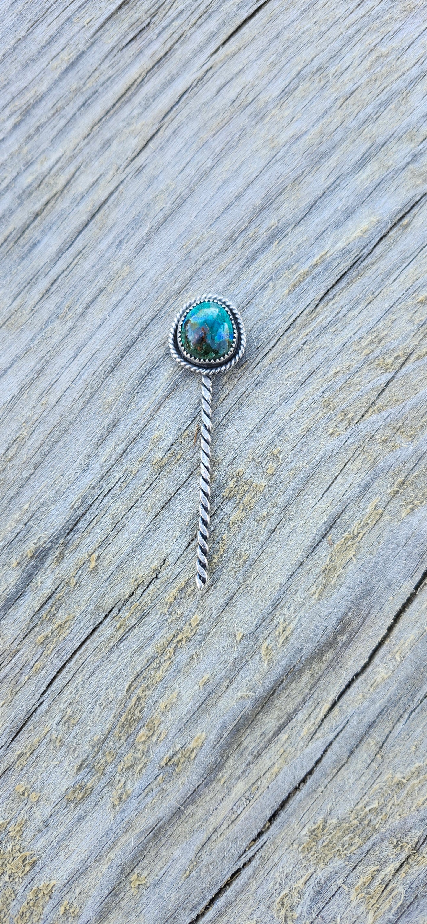 Rope hat pin