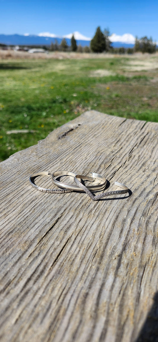 Dainty Floral Bracelet